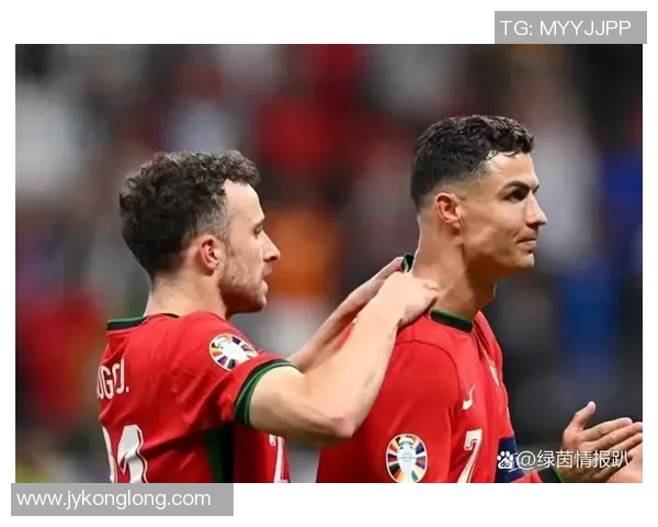 近期足球明星出轨事件盘点引发热议背后的情感纠葛与公众反应